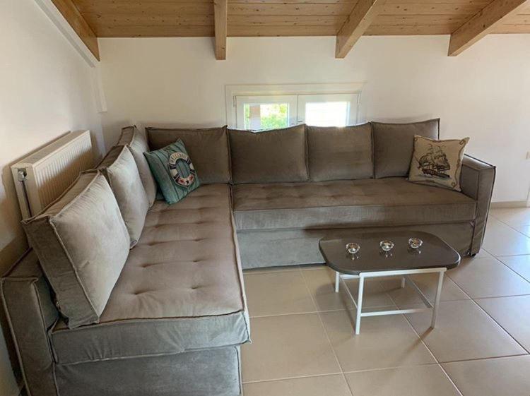 Appartement Sofita Attic à Lefkáda Extérieur photo